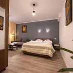 Place 2 Apartment *